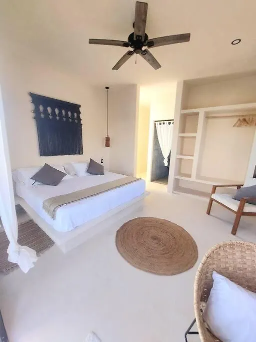 Brand New Luxury Villa. 150 Meters From The Beach. Isla Holbox 0*,  Mexikó