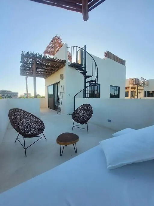 Brand New Luxury Villa. 150 Meters From The Beach. Isla Holbox