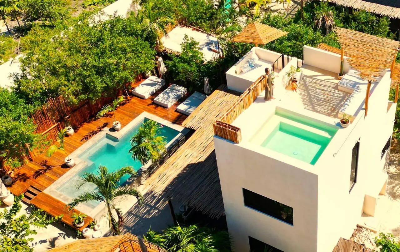 Brand New Luxury Villa. 150 Meters From The Beach. Isla Holbox